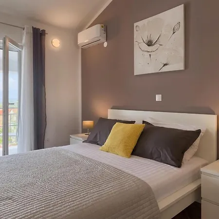 Ferienhaus Kozada Štinjan