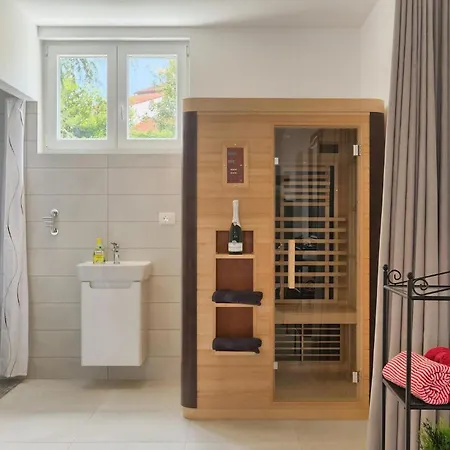 Kozada Holiday home *