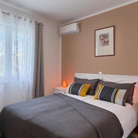 Kozada Holiday home *
